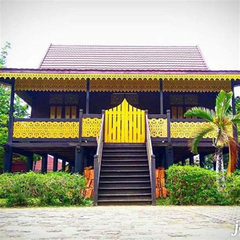 Rumah Adat Jambi Beserta Penjelasannya Terlengkap