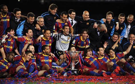 Xavi And Iniesta Wallpapers Top Free Xavi And Iniesta Backgrounds