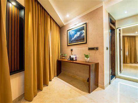 Super Deluxe Room The Burdwan Inn In Siliguri