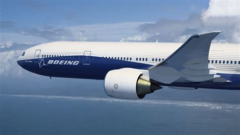 Boeing 777 Plunges Over 1 000 Feet Above Ocean Due To Miscommunication