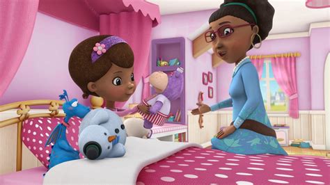 Oh, Grandma! 'Doc McStuffins' Kicks Off Season 4 With a Family Secret ...