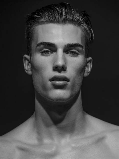 Pin By Nicole Arettha On Oml Male Portrait Male Model Face Portrait