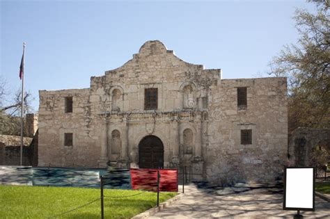 The Alamo Entrance Iconic Historic Fort Where The Belligerent Battle