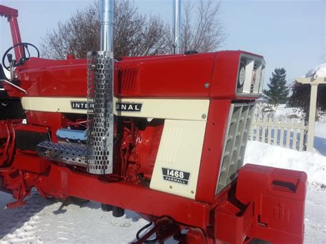 1972 Farmall 1468 At Gone Farmin Tractor Spring Classic 2014 As S68