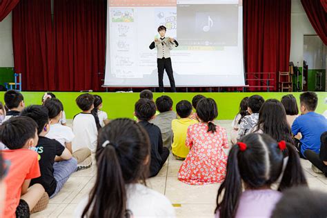 新北市青潭國小 魔術 神奇節電魔法 改變123 節電好簡單 台電校園節電宣導