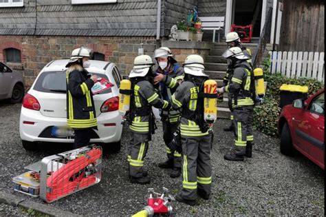 Brennende Waschmaschine in Wohnung Feuerwehr Erndtebrück verhindert