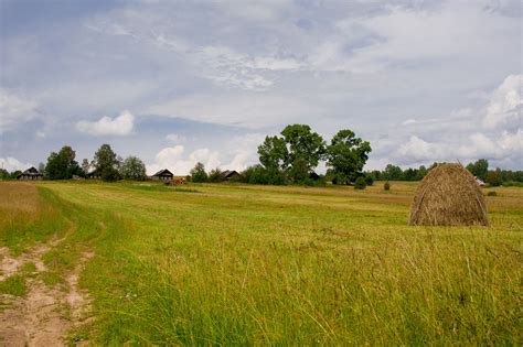 Feld Heu Landschaft Kostenloses Foto Auf Pixabay Pixabay