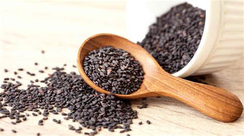 5 Health Benefits Of Eating Sesame Seeds In Winter HealthShots