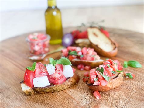 Bruschetta Med Tomat I To Former Bellasmadunivers Dk