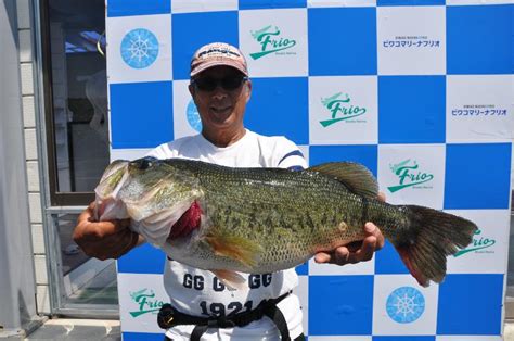 今年初バスが60 Brush（ブラッシュ） 琵琶湖 バスフィッシング情報、釣果 動画 ムービー満載