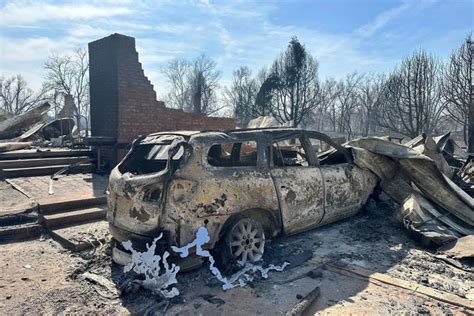 These 7 Photos Of The Texas Panhandle Wildfires Illustrate Just How Destructive They Are