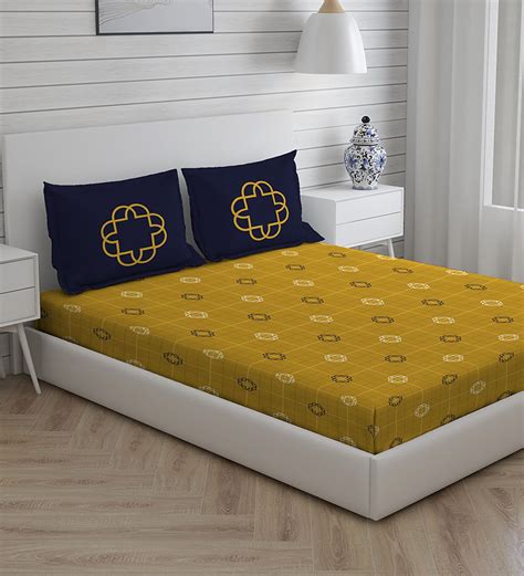 Buy Yellow Geometric 300 Tc Cotton King Sized Bed Sheets With 2 Pillow