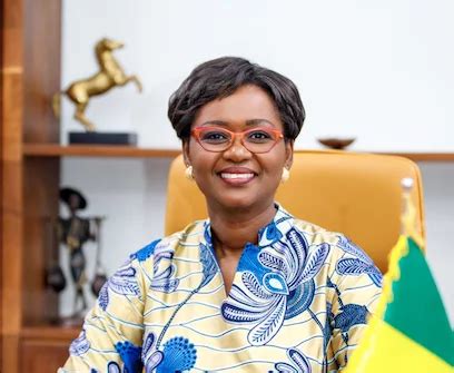 Sénégal Oulymata Sarr remplace Awa Marie Coll Seck à la tête de l