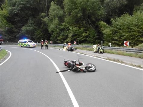 Zwei Motorradfahrer Bei Unfall In Der Eifel Verletzt Dn News