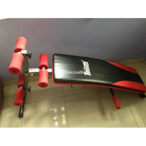 Papan Fitness Sit Up Bench Alat Olahraga Pembentuk Perut Sixpack Jadi