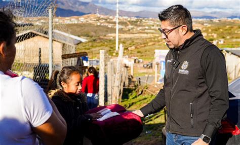 Lleva Armando Ayala Apoyos A Familias De Lomas Del Aguajito Y Salitral