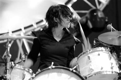 Top 7 Female Drummers Of All Time Spinditty