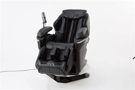 Panasonic Debuts High End Real Pro Ultra D Heated Massage Chair