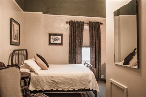 Hotel Rooms in Flagstaff | The Weatherford Hotel, Historic Hotel