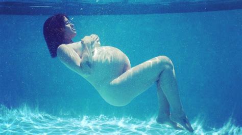 Naked Pregnant In Water Telegraph