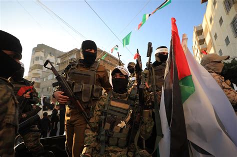 Hamas Fighters Wear Lions Den Insignias In Gaza Parade Palestine