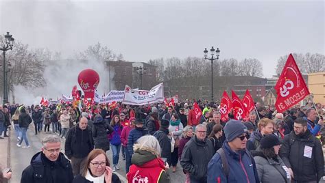 R Volution Permanente On Twitter Toulouse Des Dizaines De Milliers