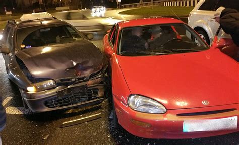 Wypadek Na Rondzie Przy Makro Dwie Osoby W Szpitalu Lublin112 Pl