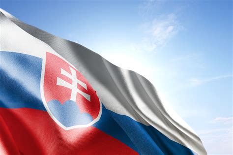 Slovenská republika má 25 rokov Ako vznikol náš štátny znak