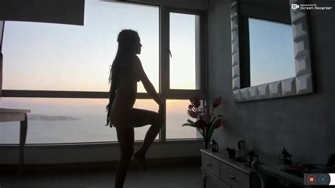 Makayla Nude At Sunset