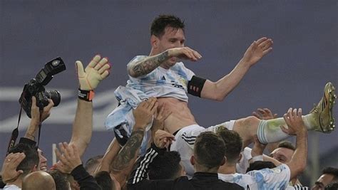 Argentina bate o Brasil no Maracanã e conquista a Copa América em meio