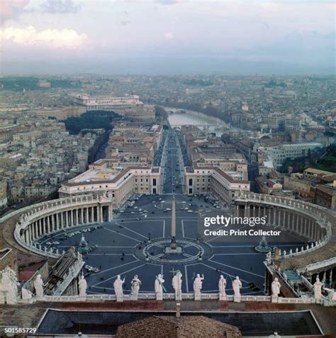 St Peters Dome Rome Photos And Premium High Res Pictures Getty Images