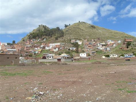 Foto Afueras De Copacabana Copacabana La Paz Bolivia