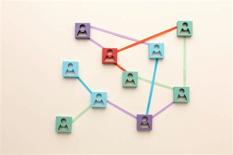 Actively reduce fluctuation - attract and retain employees - PINKTUM