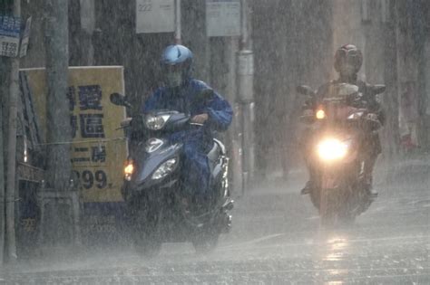 【不斷更新】圓規續炸雨彈 宜蘭大同3國小、台東金峰綠島緊急停班課 上報 焦點