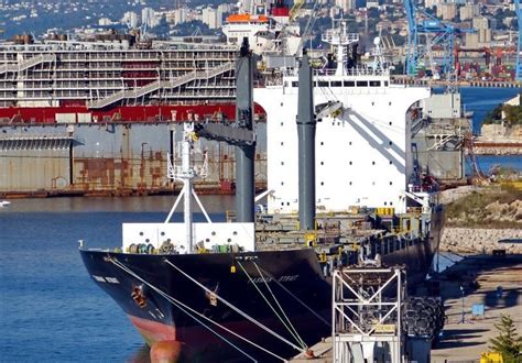 Tasman Strait Vesseljoin