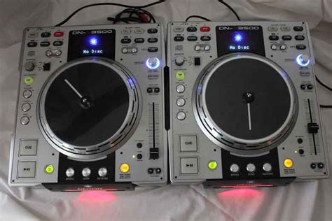 DN S3500 Denon DJ DN S3500 Audiofanzine