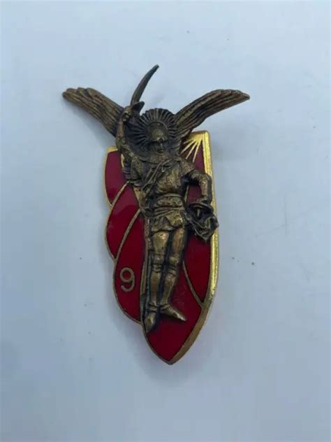 MILITARIA ANCIEN INSIGNE 9e RCP REGIMENT DE CHASSEURS PARACHUTISTES TAP