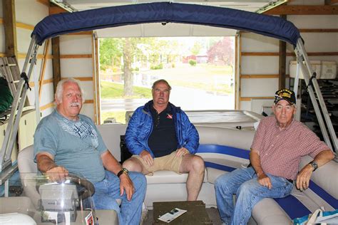 Friends Plan Pontoon Boat Trip Down Tennessee River The Waterways Journal