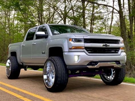 Pin by Bruce on Chevy Silverado, colorado | Chevy trucks, Chevy ...