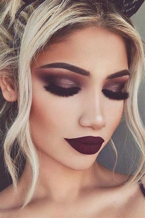 7 Absolutely Essential Tips On How To Wear Dark Lipstick For Beginners