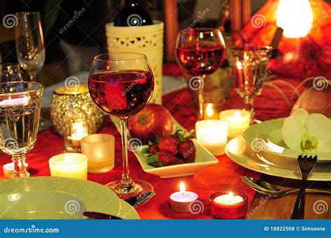 Romantic Candlelight Dinner Royalty Free Stock Photos - Image: 18822508