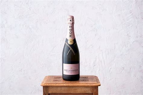 Moët & Chandon Rosé – 750ml – Crazy Daisy