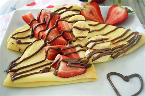 Recette De Cr Pes Parfaites Aux Fraises Et Au Nutella Miel Moderne