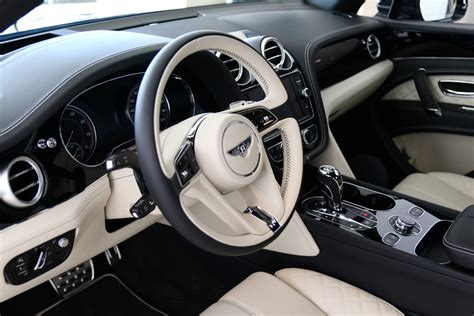 Bentley Bentayga 2018 Interior | Cabinets Matttroy