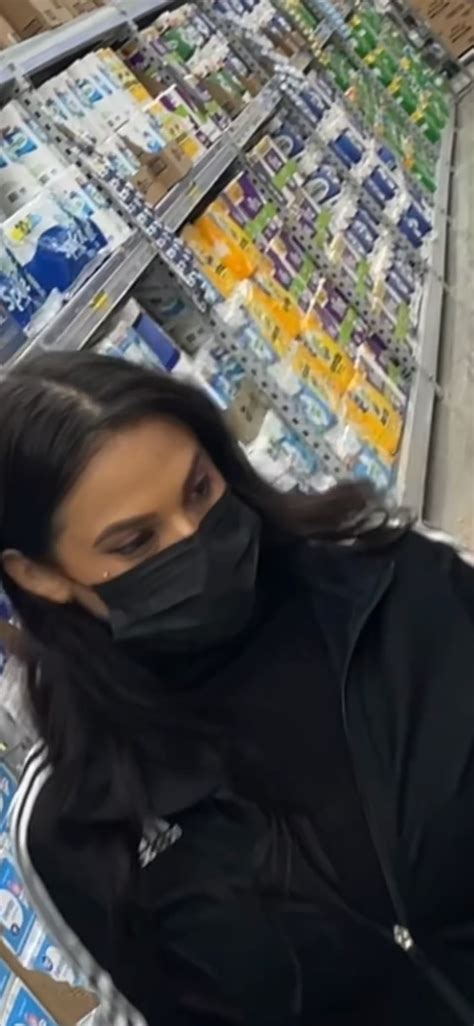 Tight Latina Milf Bends Over For Me Video Spandex Leggings Yoga Pants Forum