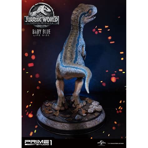 Jurassic World Fallen Kingdom Life Size Statue Baby Blue Cm Nl