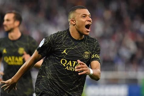 Kylian Mbappe Makes Psg Stance Clear Amid Chelsea And Liverpool Transfer Links Footballlondon