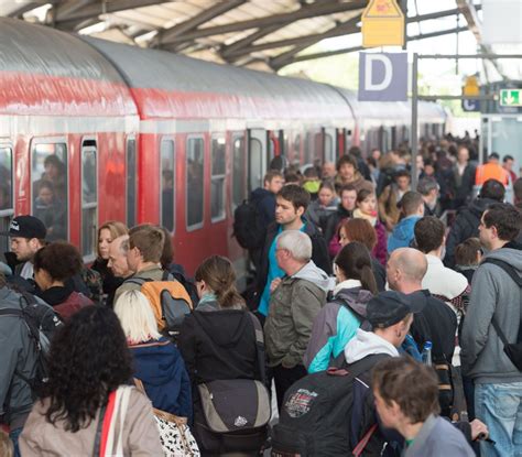 Nach Streikende Fernz Ge Erst Samstag Wieder Nach Fahrplan News