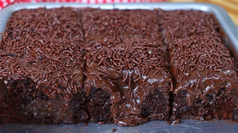 Bolo De Chocolate úmido é Fácil E Tem A Melhor Textura Do Mundo