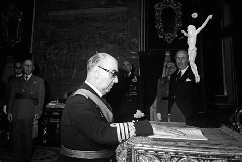 Foto Juramento presidencial 50 años de la muerte de Carrero Blanco